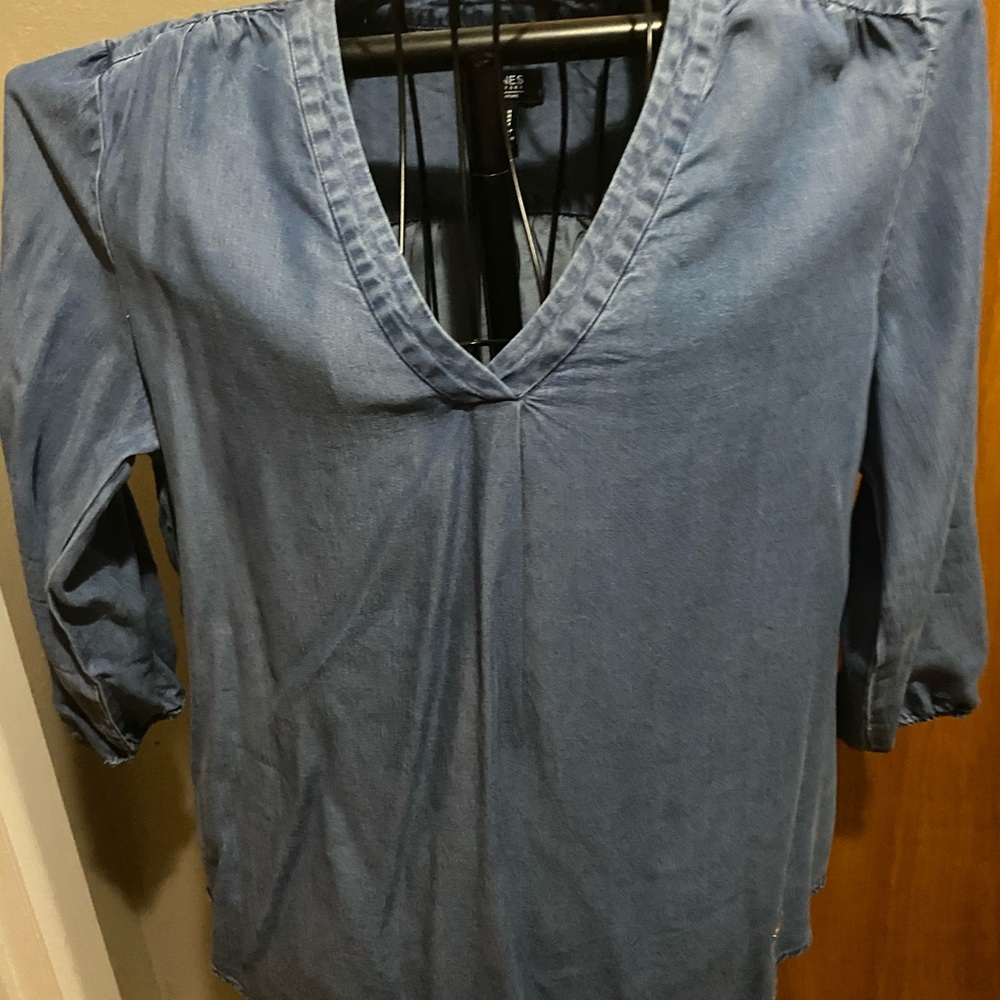 Women's Blue V-Neck Top